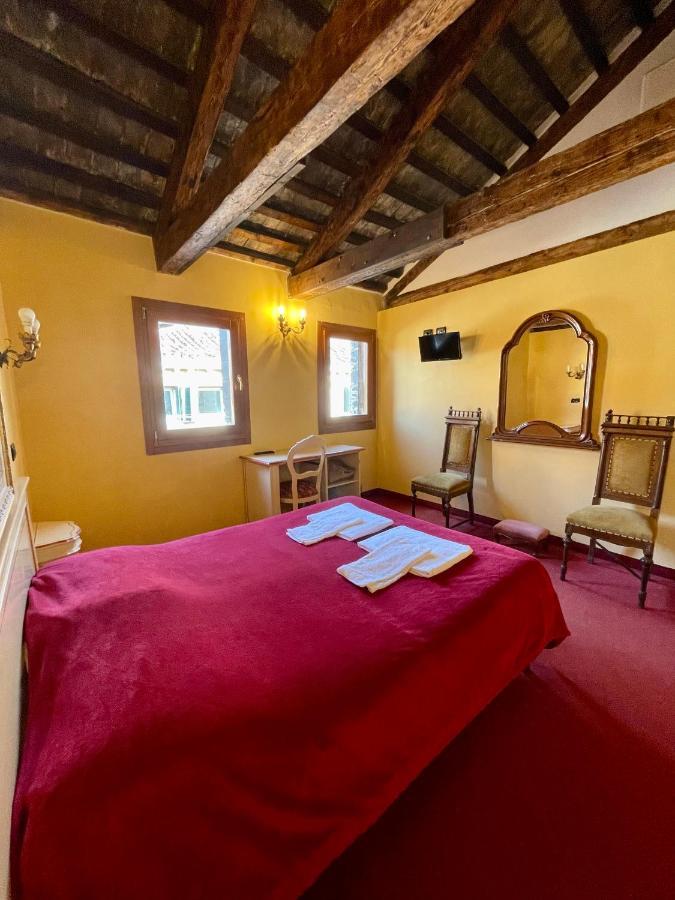 Ai Boteri Hostal